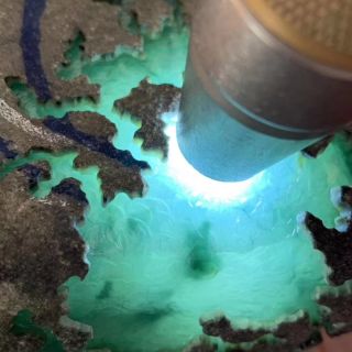 莫西沙冰种翡翠原石天空蓝开窗料