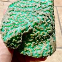 后江翻砂皮糯冰种翡翠原石开窗料