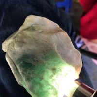 老坑木那高冰晴包浆翡翠原石牌子料