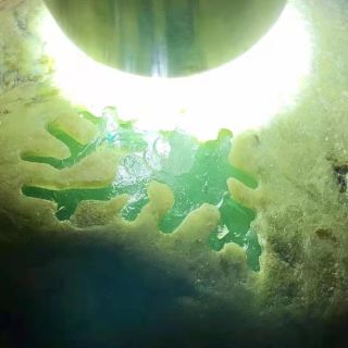 后江冰种白盐沙皮翡翠原石开窗料