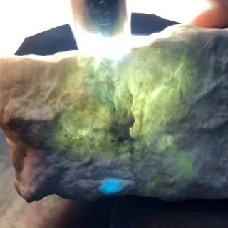 木那包浆皮冰种翡翠原石