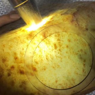 老坑玻璃种翡翠原石手镯料 