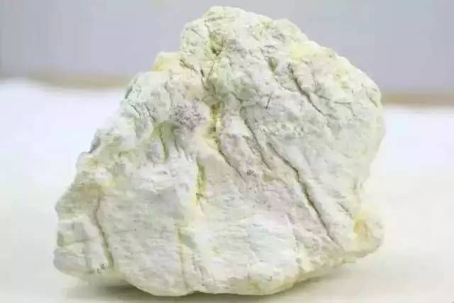 白盐沙翡翠原石1